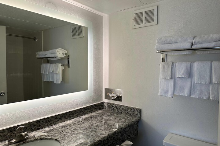 Room 46 of 88