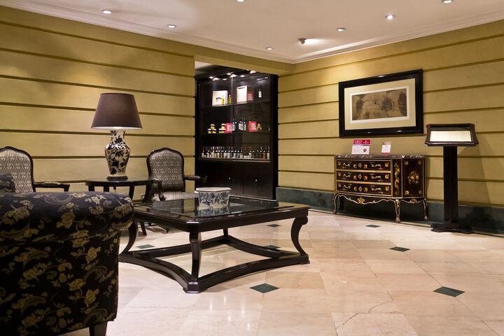 Lobby Entry