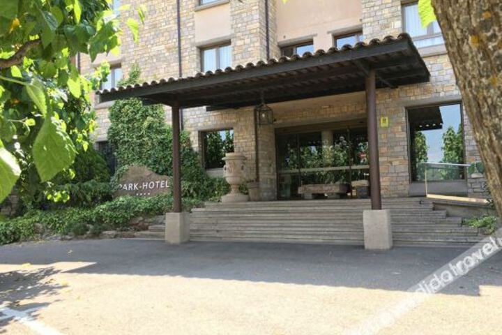 Hotel 5 of 37