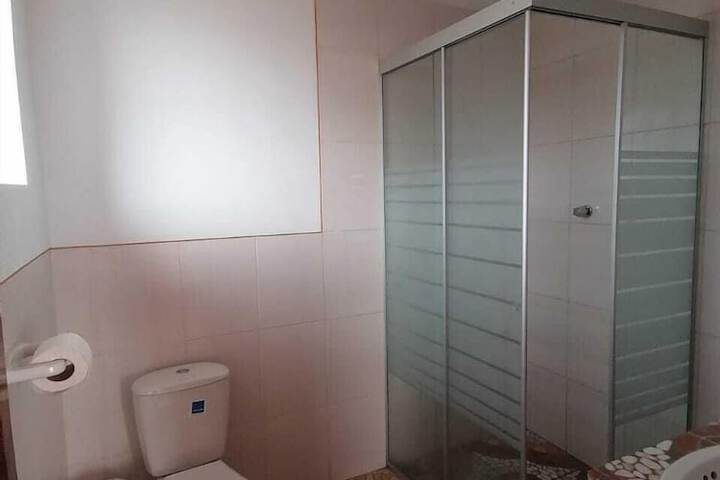 Room 16 of 28