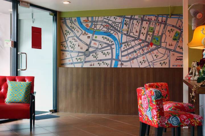 Guest Lobby