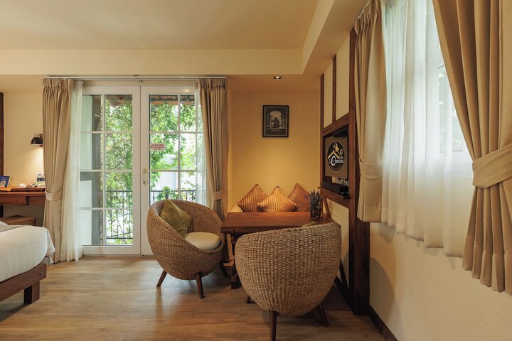 Room 50 of 193