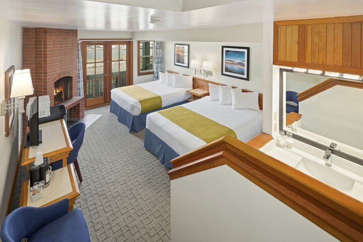 Room 46 of 83