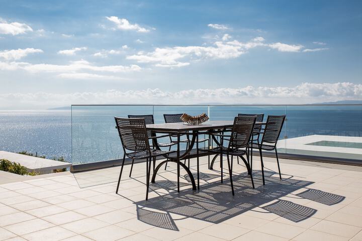 Terrace/Patio 100 of 142