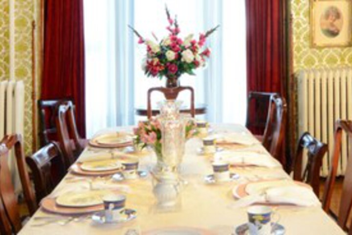 Dining 3 of 20