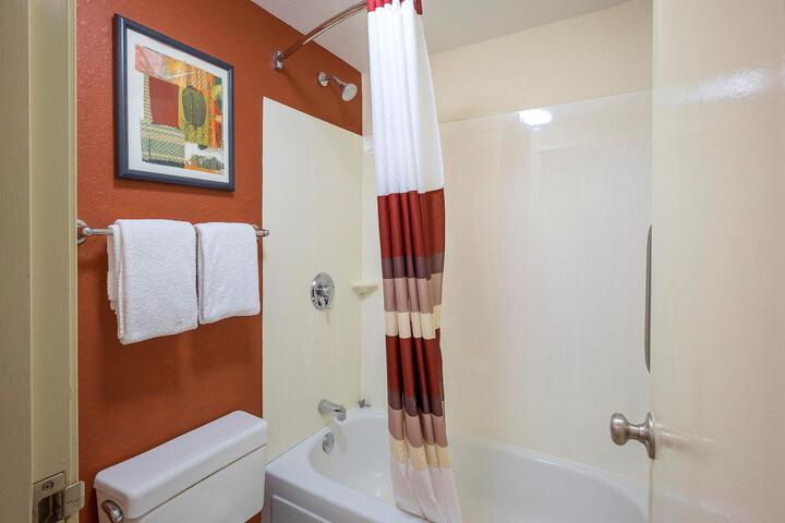Standard | King Bed (26 of 26)