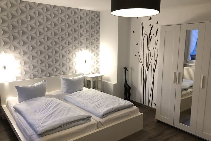 Room 10 of 22
