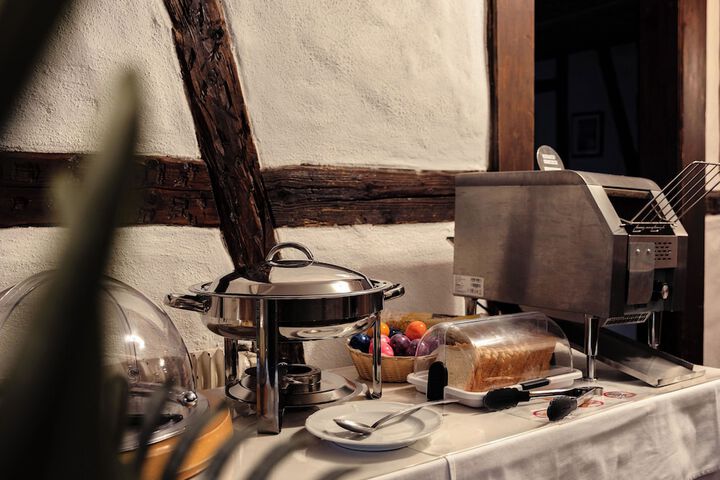 Dining 41 of 63