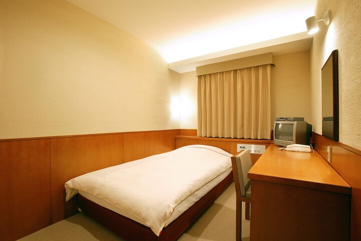 Room 19 of 53