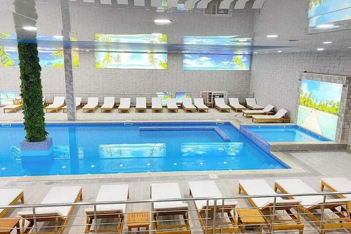 Pool 23 of 52