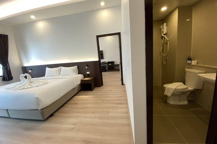 Room 13 of 41