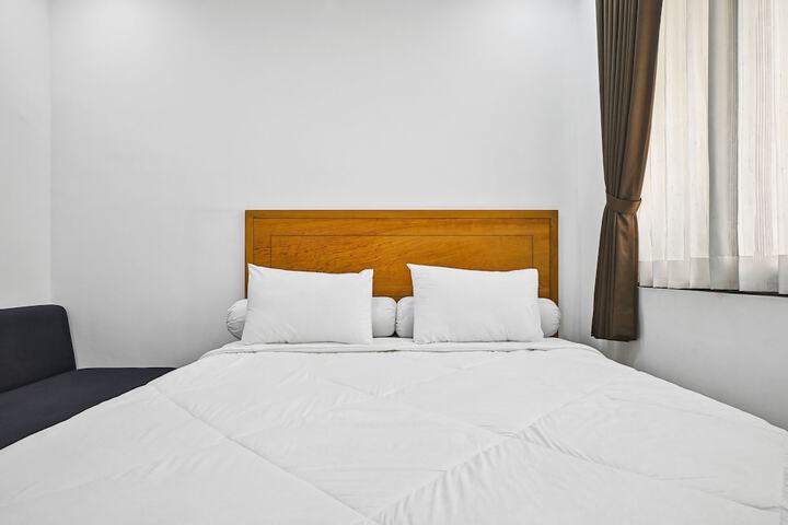 Room 6 of 31