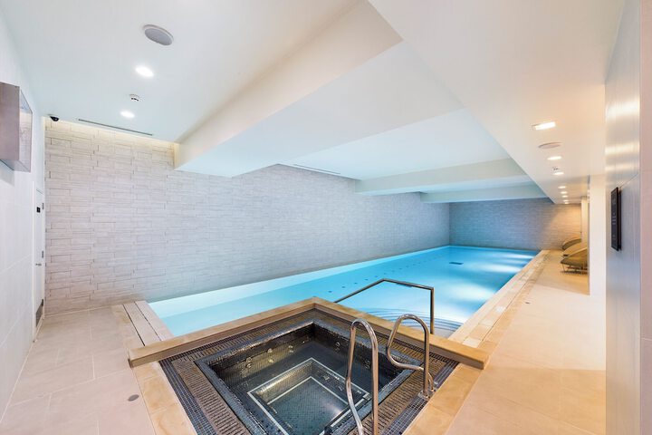 Pool 39 of 70