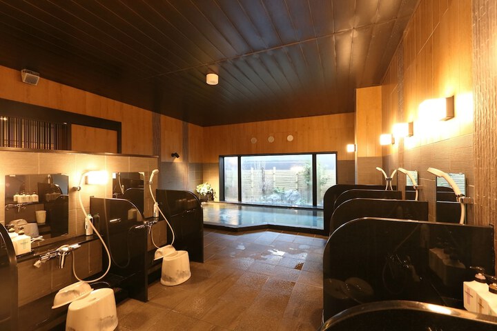 Room 22 of 36