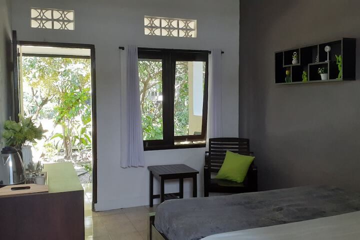 Room 9 of 52