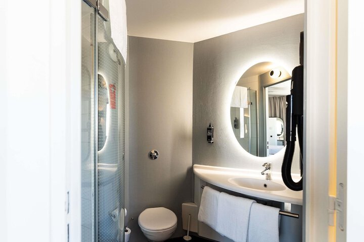 Bathroom Interior Photo