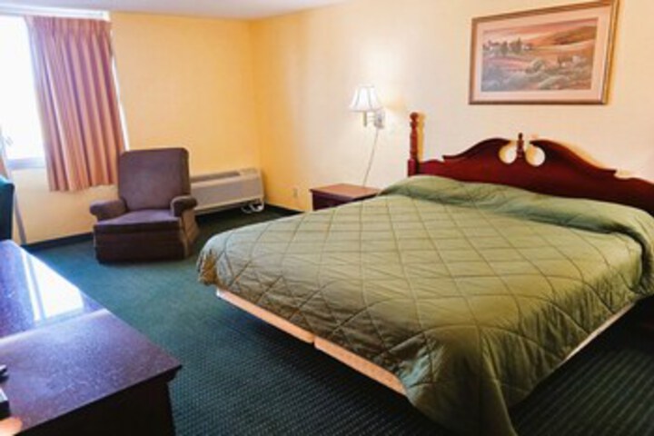 Room 40 of 144