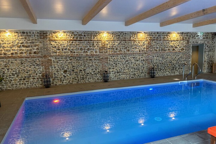 Pool 31 of 59