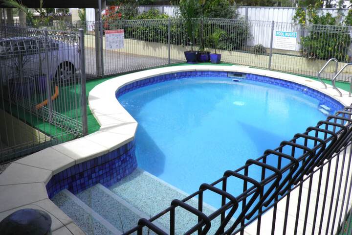 Pool 41 of 53