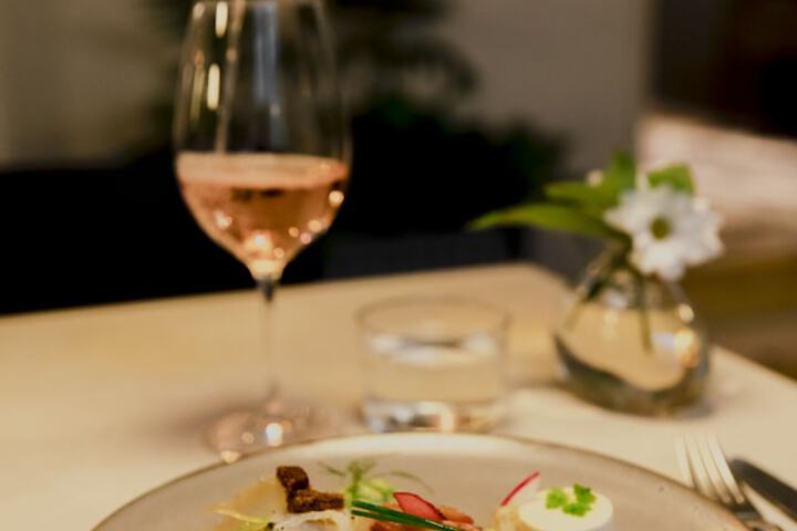 Dining 64 of 89