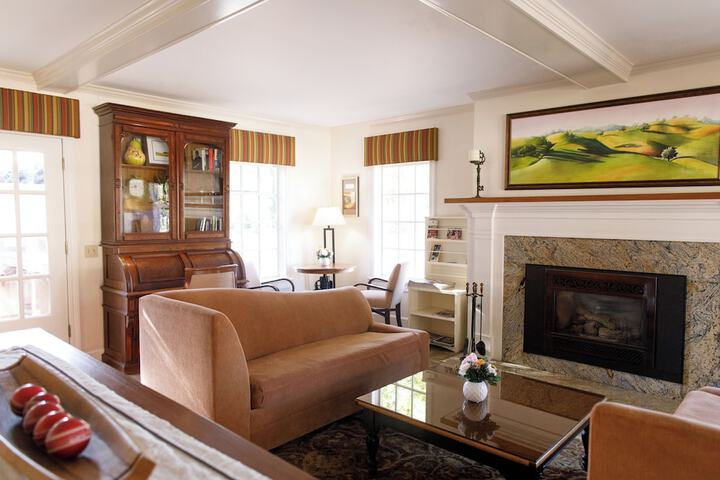 Hotel Interior 2 of 115