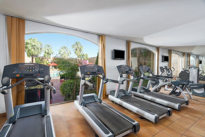 Hotel with Gym