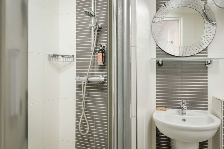 Clean Restrooms