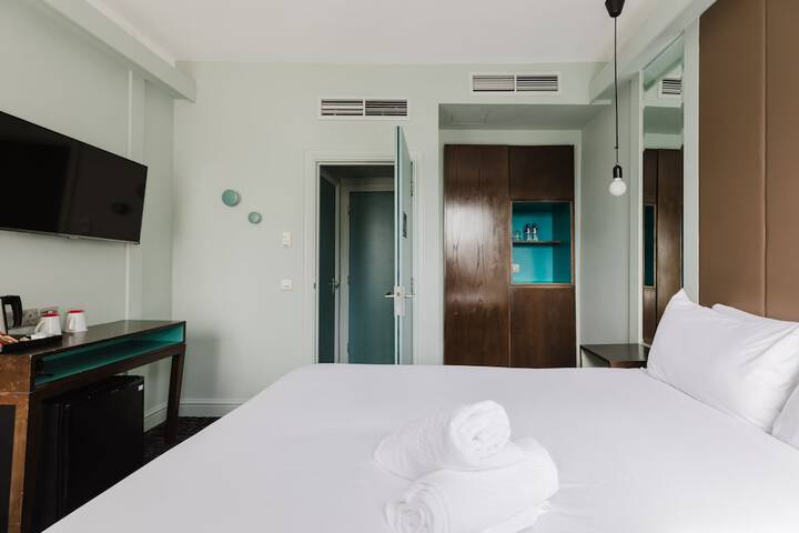Room 60 of 263