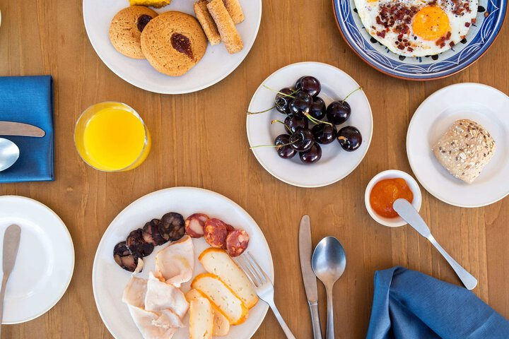 Breakfast/Coffee Service 85 of 107
