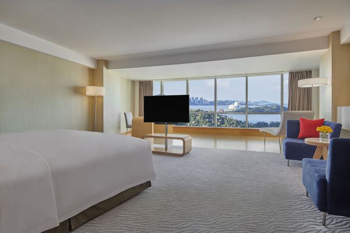 Room 15 of 125