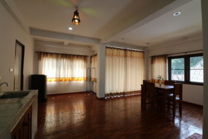 Room 14 of 19