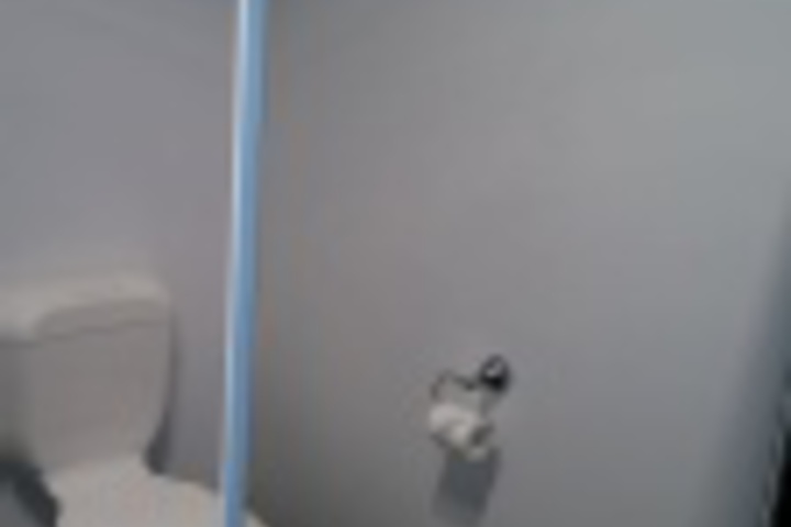 Room 341 of 384