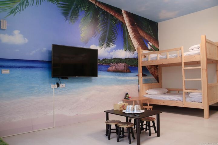 Room 15 of 63