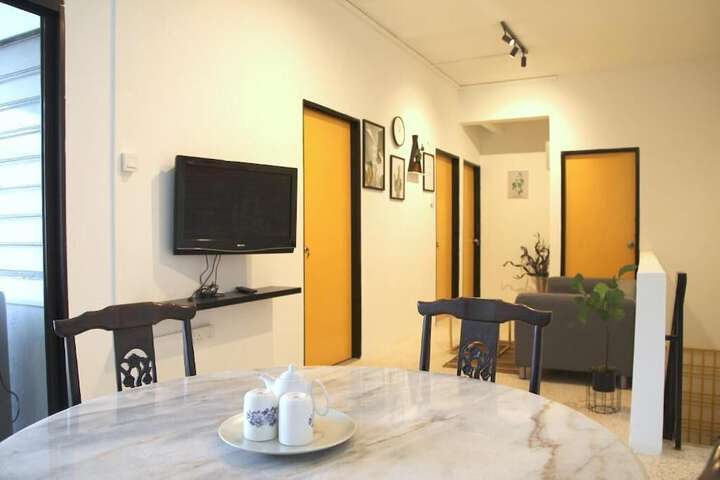 Room 16 of 22