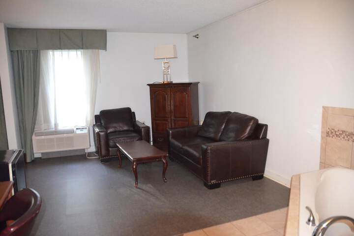 Room 7 of 17