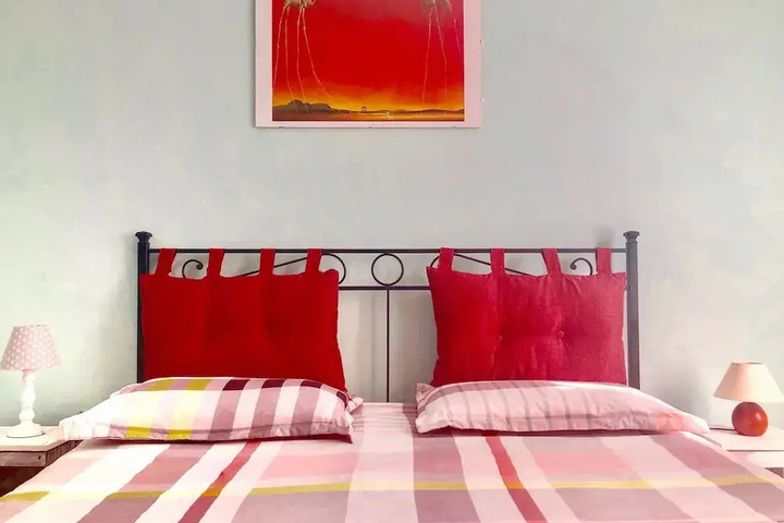 Room 3 of 15