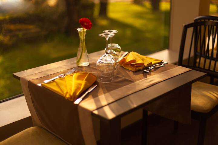 Breakfast area