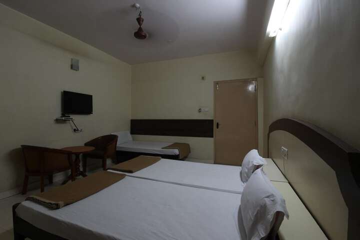 Room 37 of 61