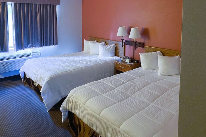 Room 15 of 28