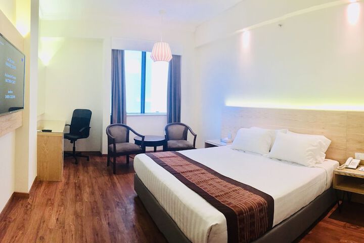 Room 11 of 61