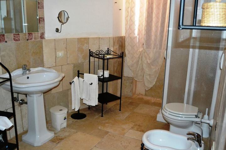 Bathroom Interior Photo