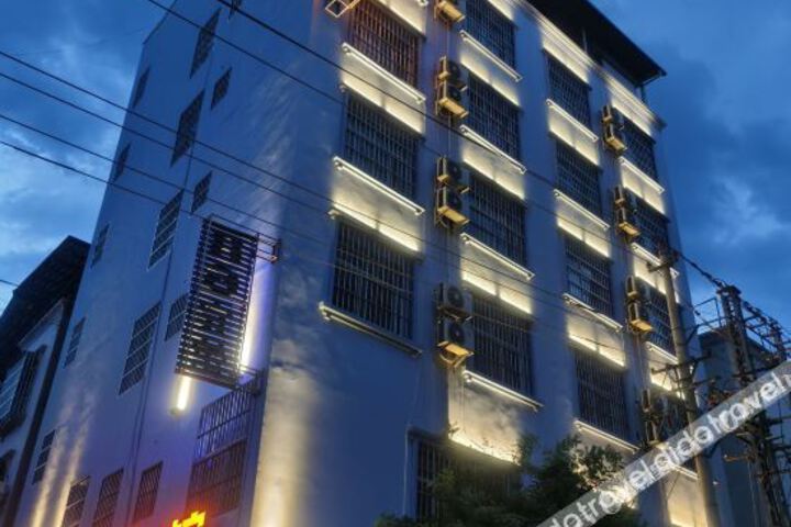 Hotel 1 of 26