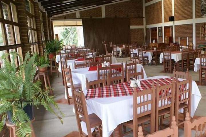 Dining Photos