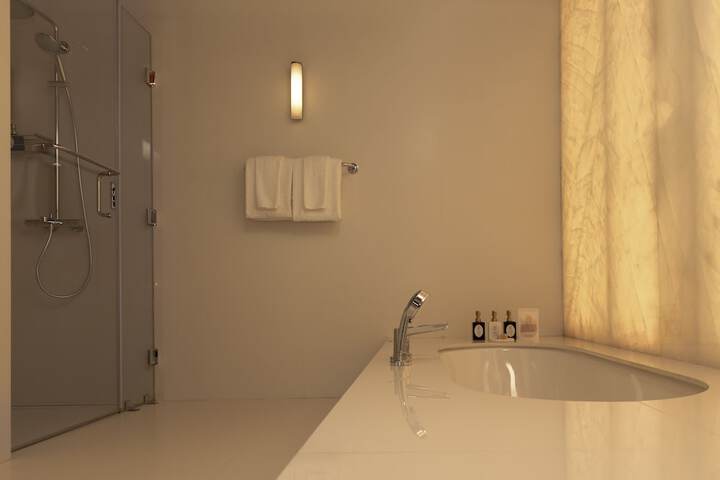 Bath Interior