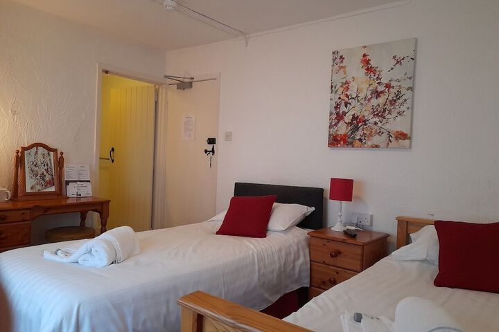 Room 4 of 54