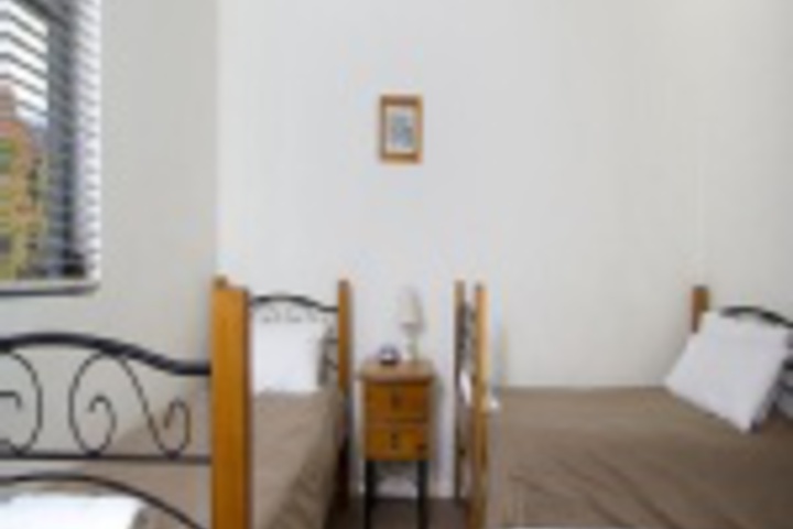 Room 37 of 276