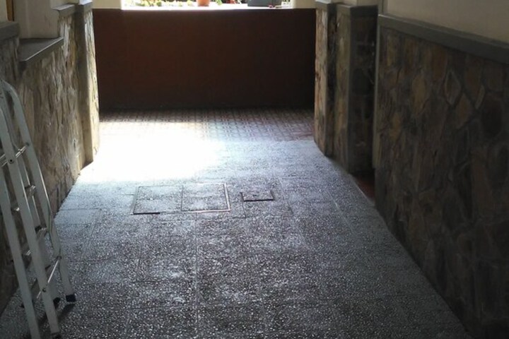 Ballroom/Hall 72 of 77