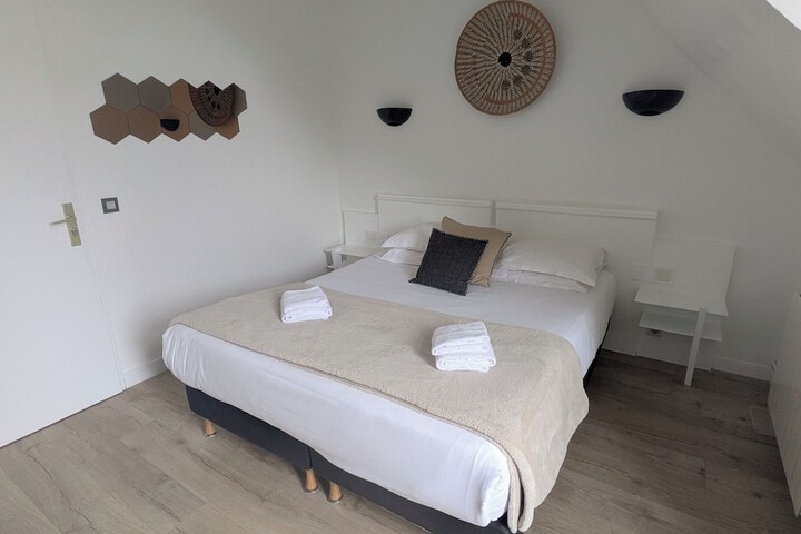 Room 26 of 62