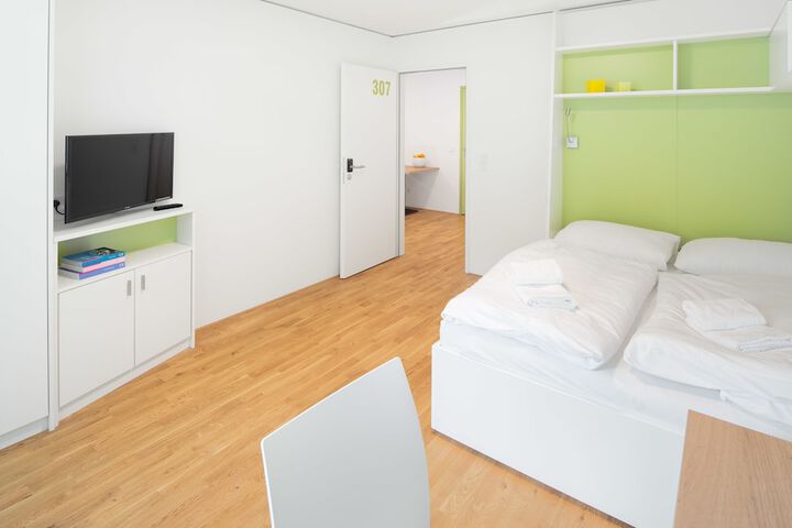 Room 16 of 56