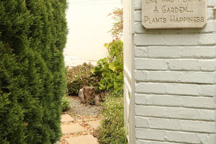 Property Grounds 42 of 45